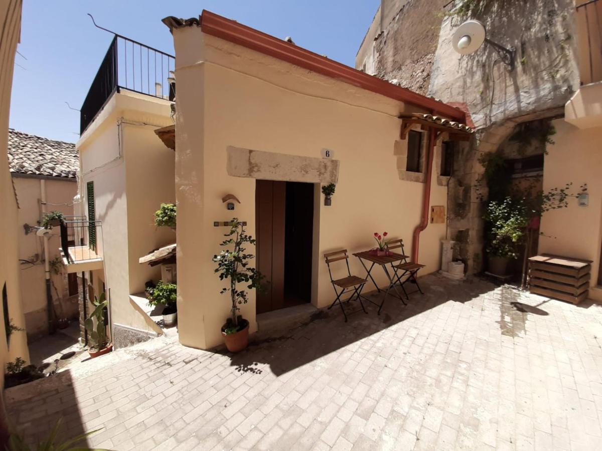 Pura Vida Iblea Hotel Рагуза Екстериор снимка
